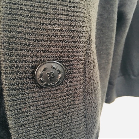 Merino wool. Crop Cardigan - Picture 2 of 7